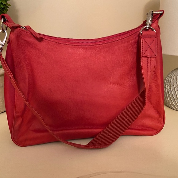 Concealed Carry Purse - Picture 1 of 6